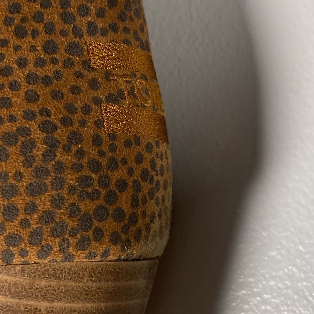 Toms Tan Wedge Ankle Boots - Picture 4 of 7